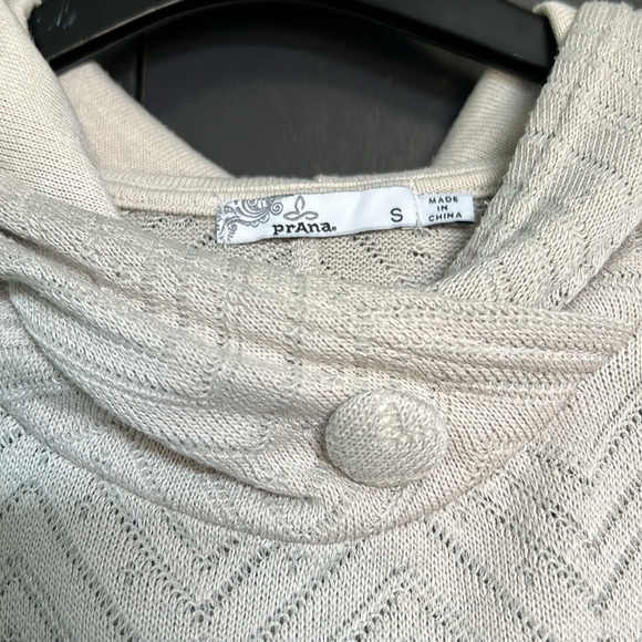 PrAna Women’s Geo Textured Funnel Neck Sweatshirt‎ sz Small - Picture 2 of 8